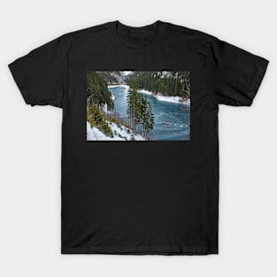 Mountain lake on wintertime T-Shirt